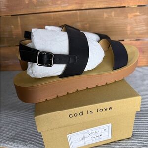 Meraki Black and Brown Sandals